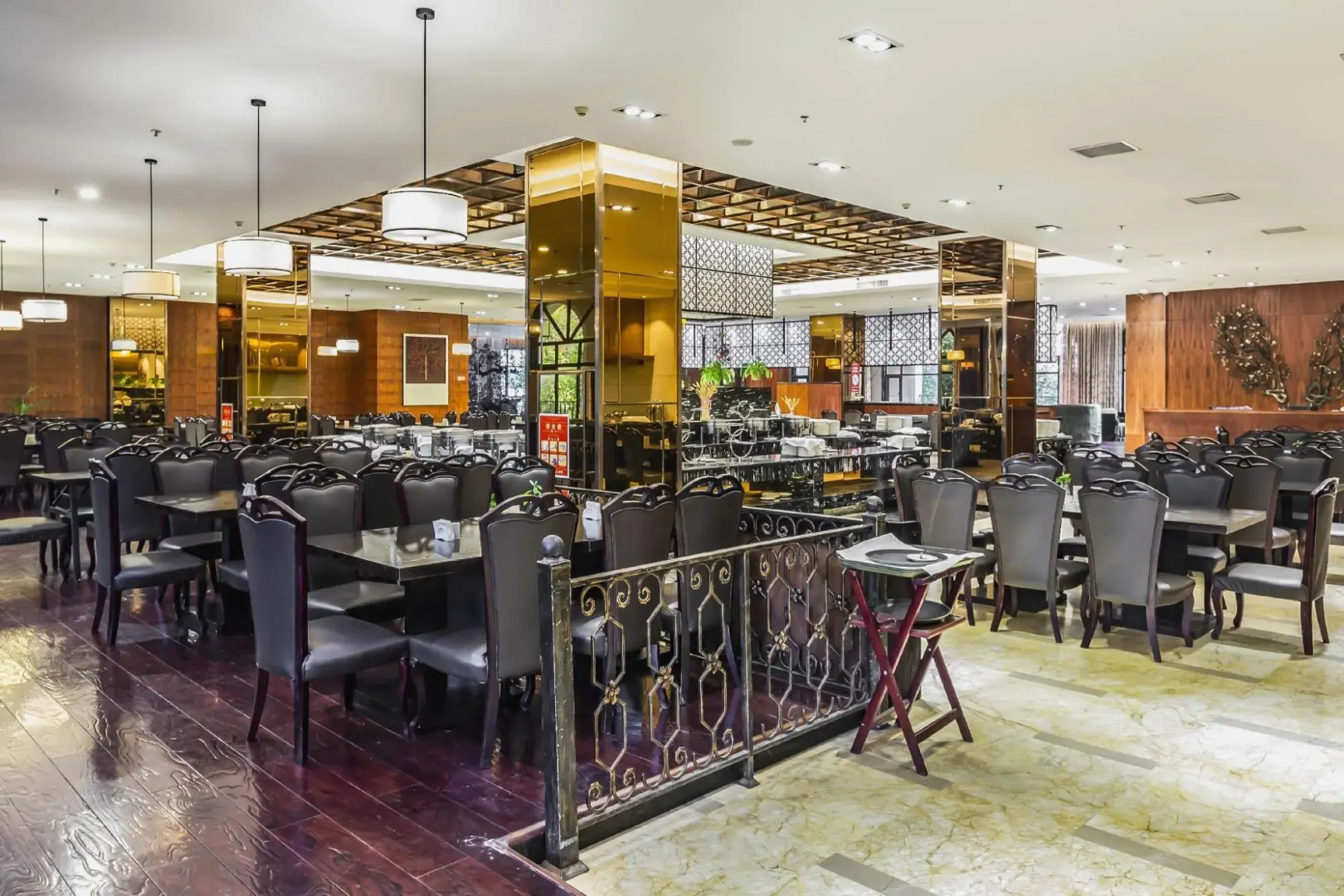 Huaxi Zhongzhou International Hotel