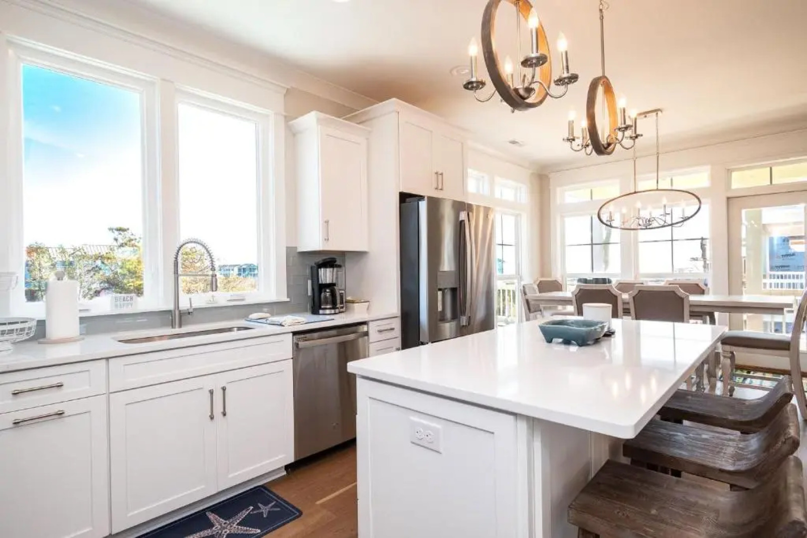 Oki Dokey by Oak Island Accommodations