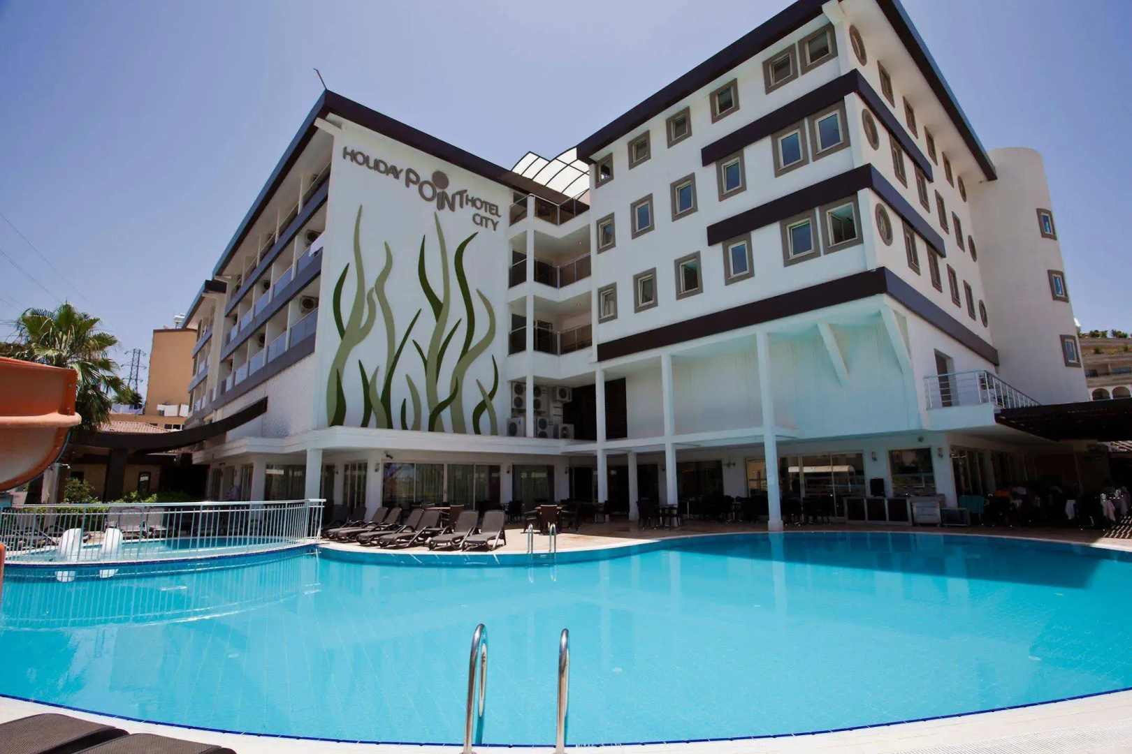 Adella Side Hotel