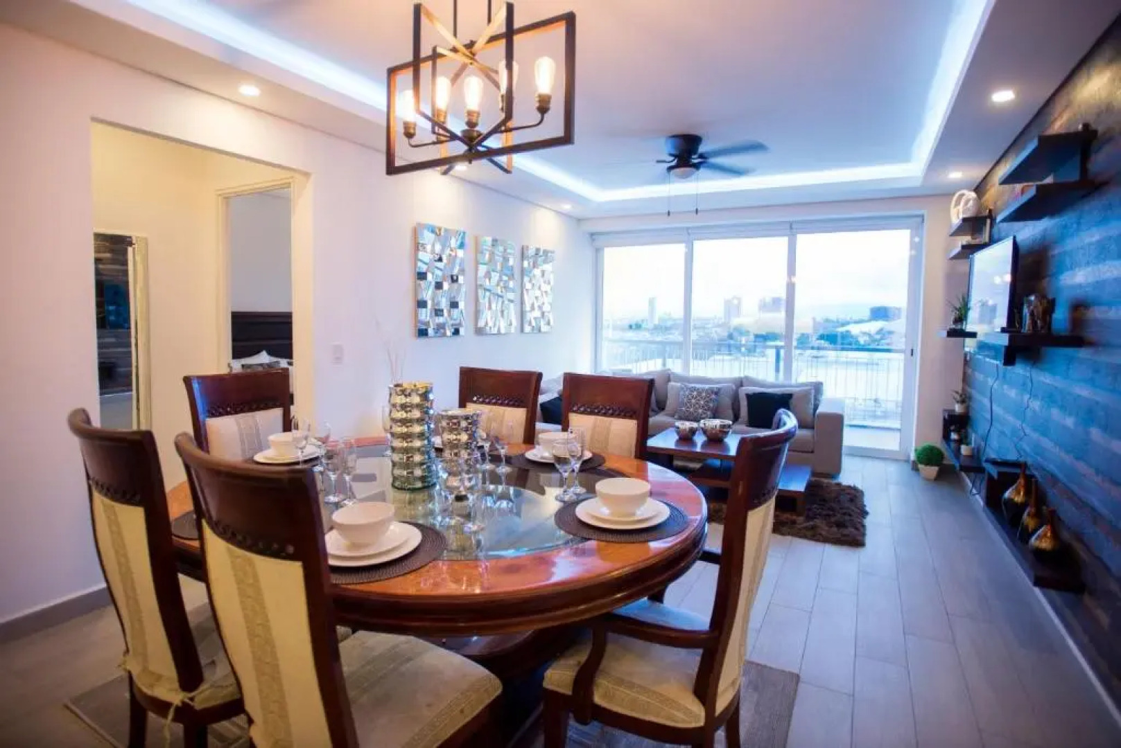 Real View Towers E306 by Casago