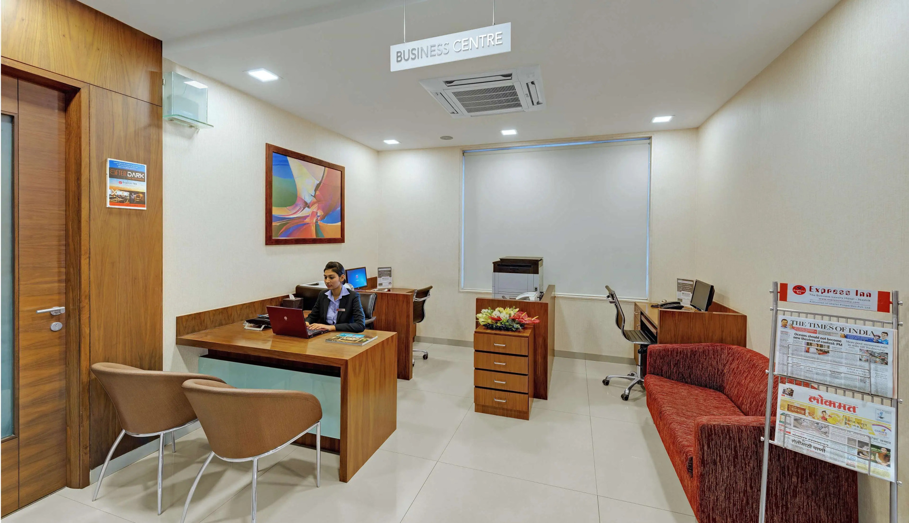 Express Inn The Business Luxury Hotel