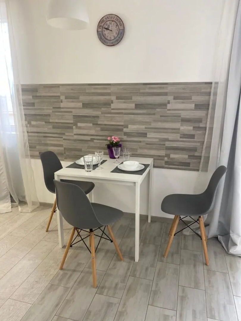 Апартаменты Апартик с выходом к озеру