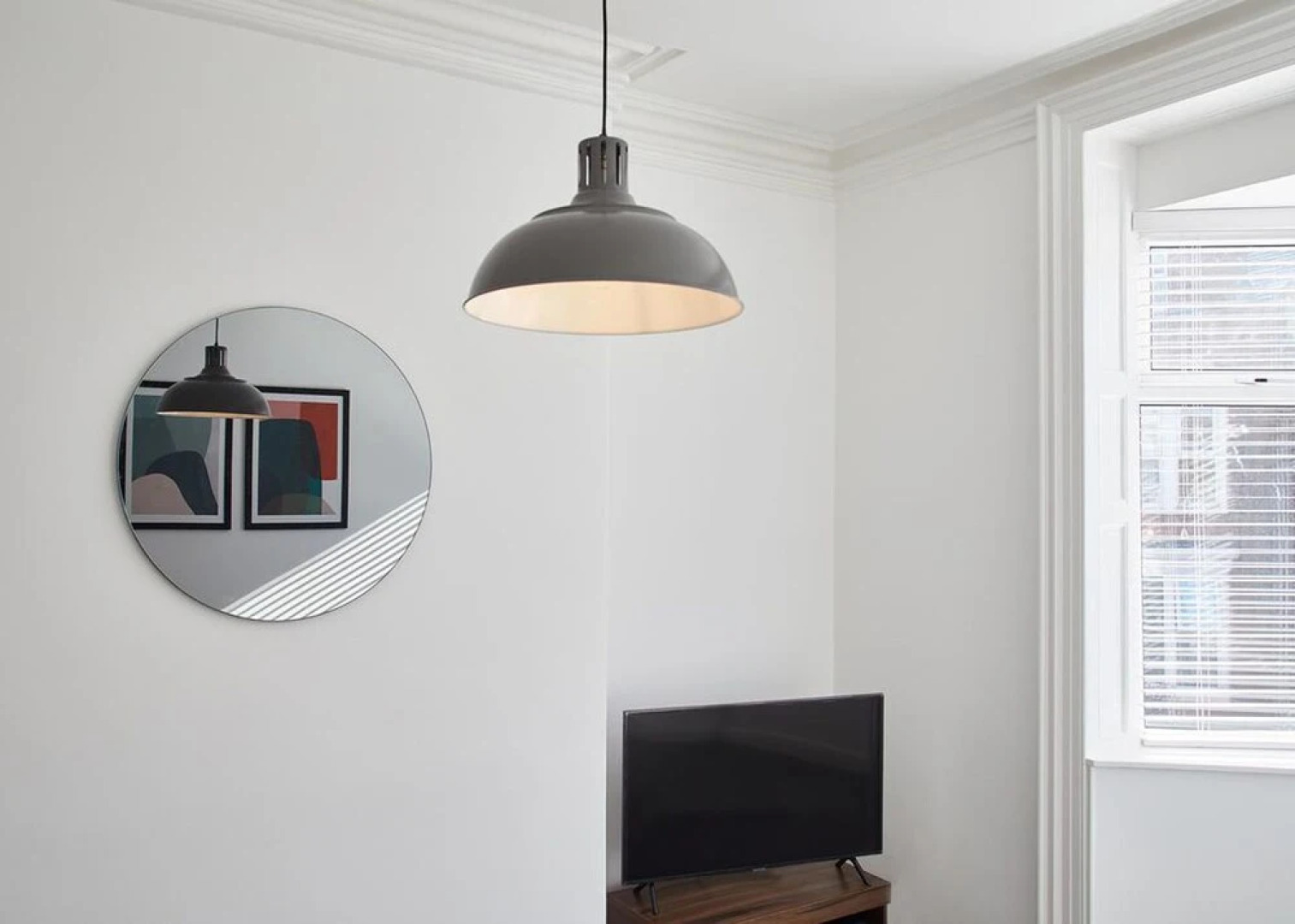 The Ruby Retreat Apartment