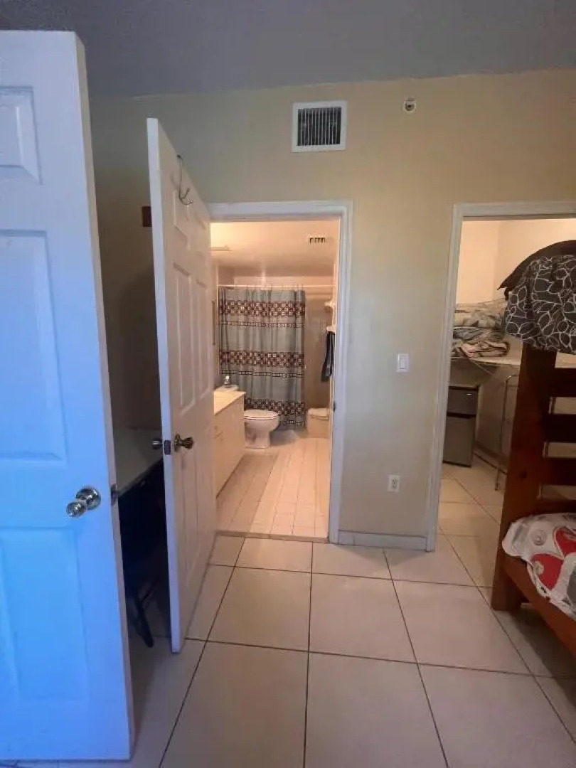 Master room in apartment