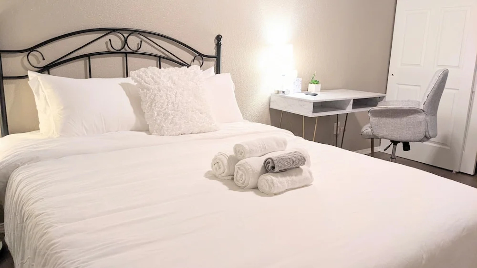 Beautiful Midtown Apartment - Huv