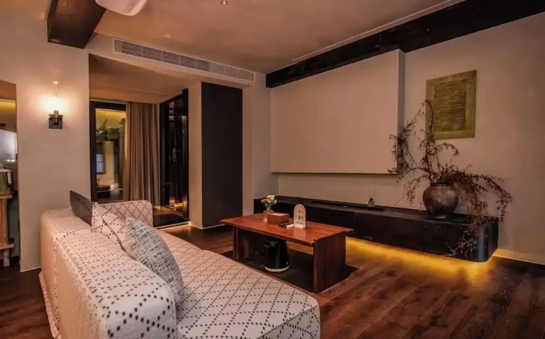 SHANHELISONGDAIMEIXUETINGYUAN