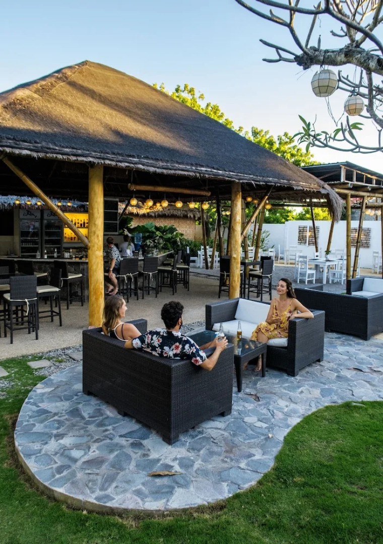 Fish Unlimited Beach & Dive Resort