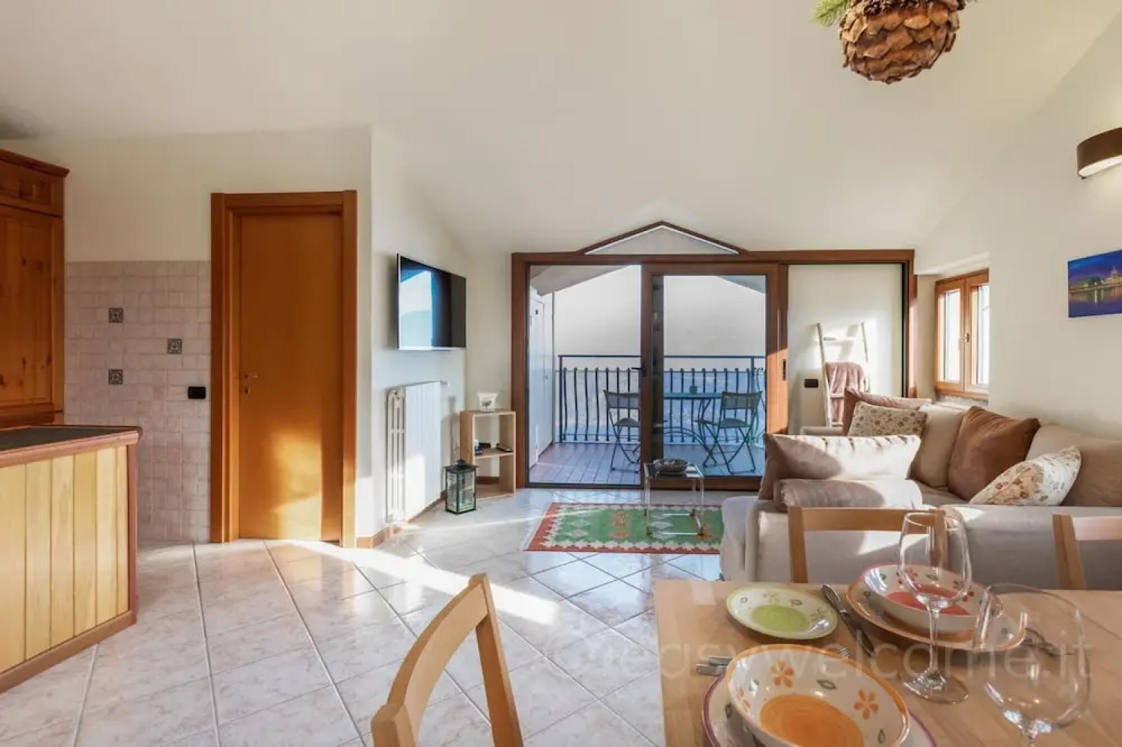 Easy Welcome Civenna Lake View