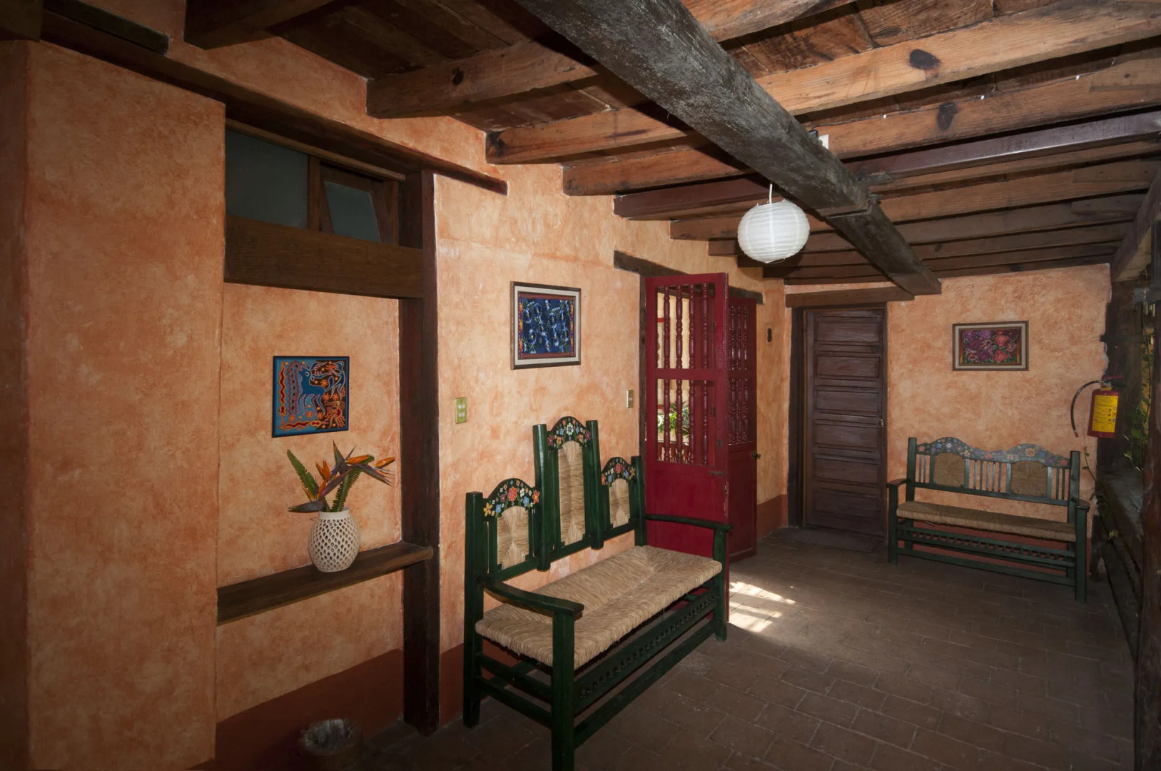 Mesón De Leyendas Breakfast & Downtown