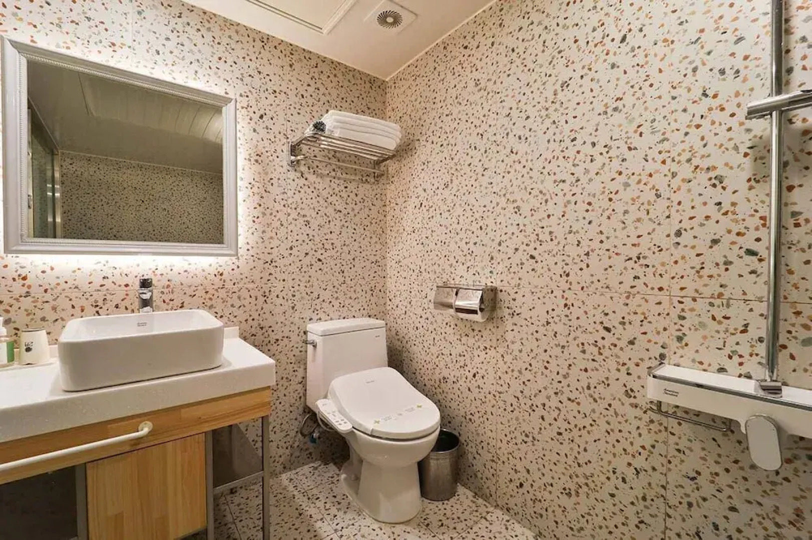 Hotel February Dongdaegu