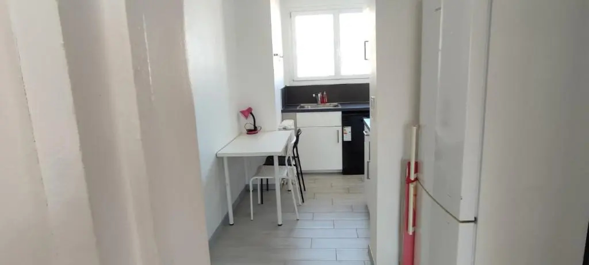 Appartement Rénové, 100 m de la gare, 83 m2, 5 Pers, Confortable et Lumineux