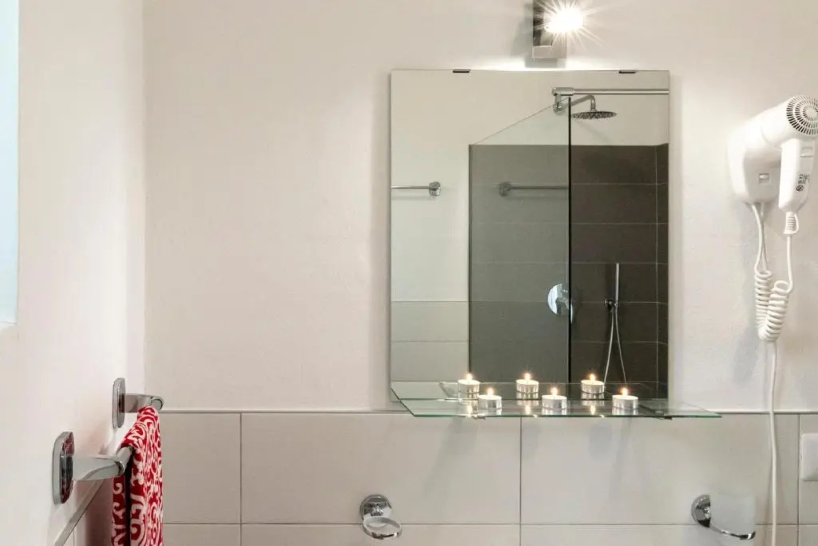 La Collinetta Apartments