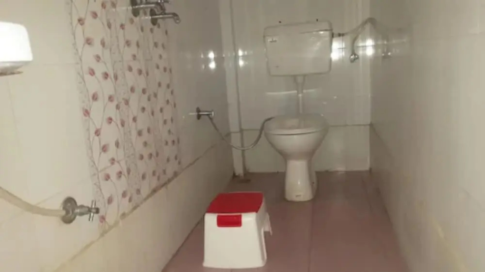 Goroomgo New Payal Mall Road Nainital