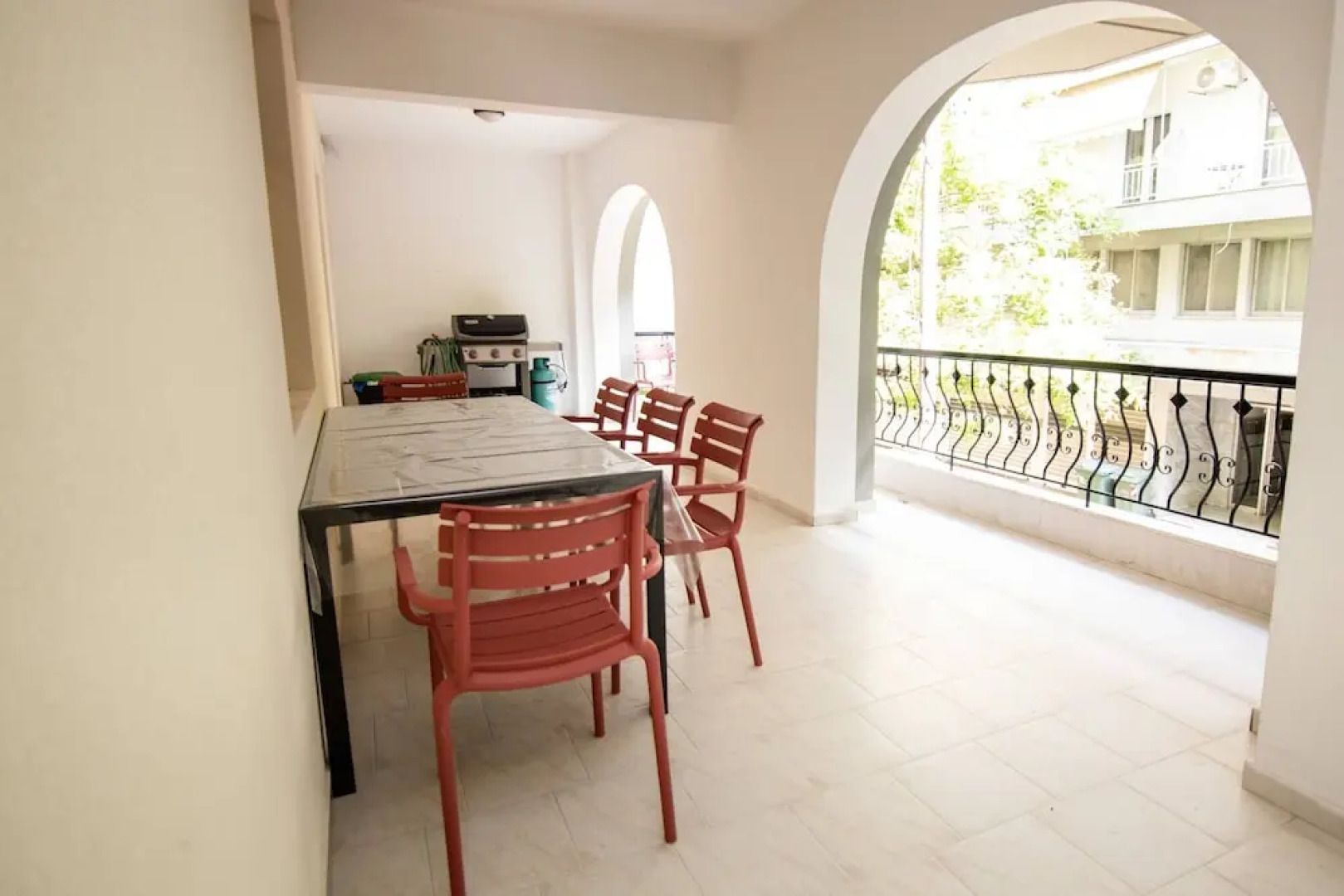 ZeusPlace katerini Stylish Living