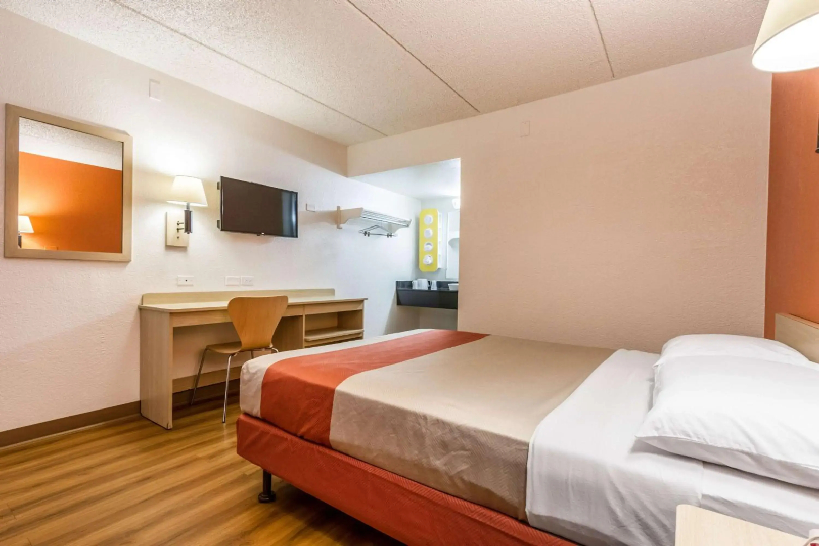 Motel 6 Tempe, AZ – Phoenix Airport – Priest Dr