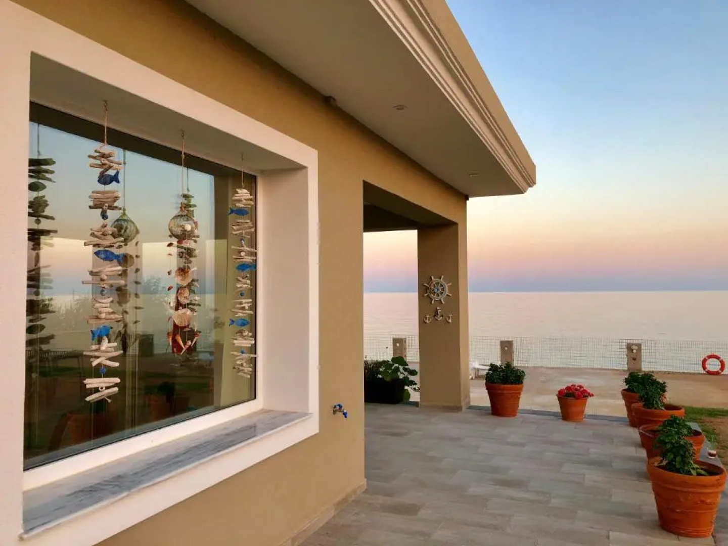 Villa Dimitri - Beach House