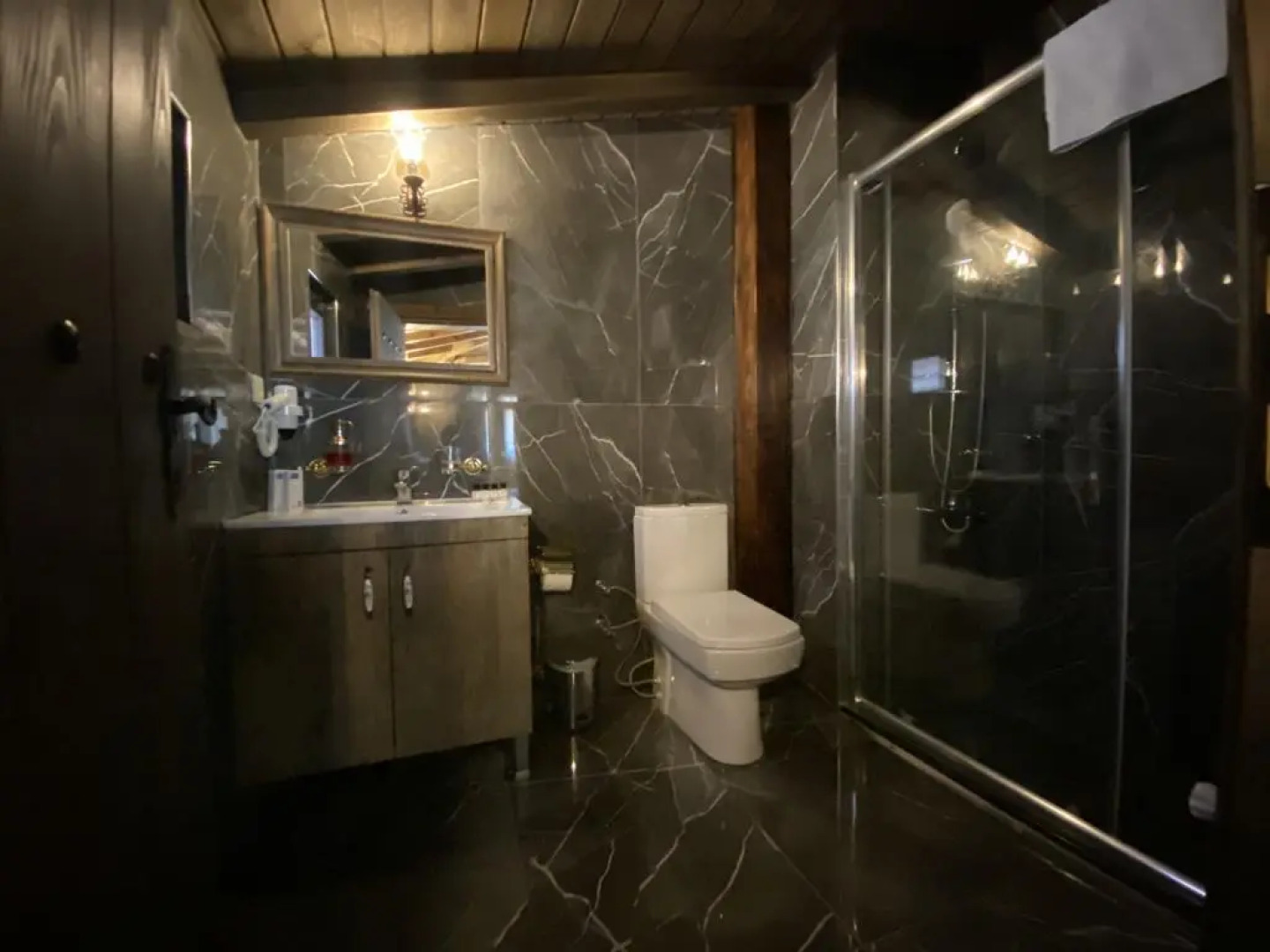 Kazdagi Atila Bey Konagi Otel