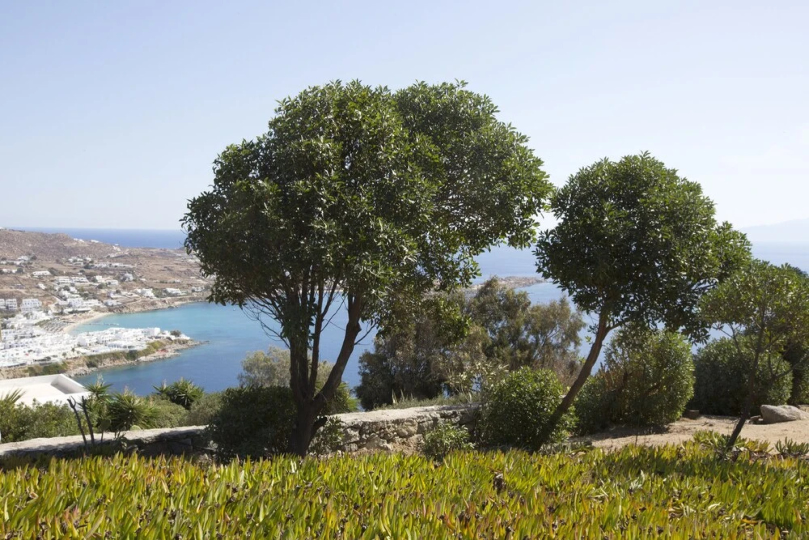 Psarrou villa for 10 guests, stunning sea views