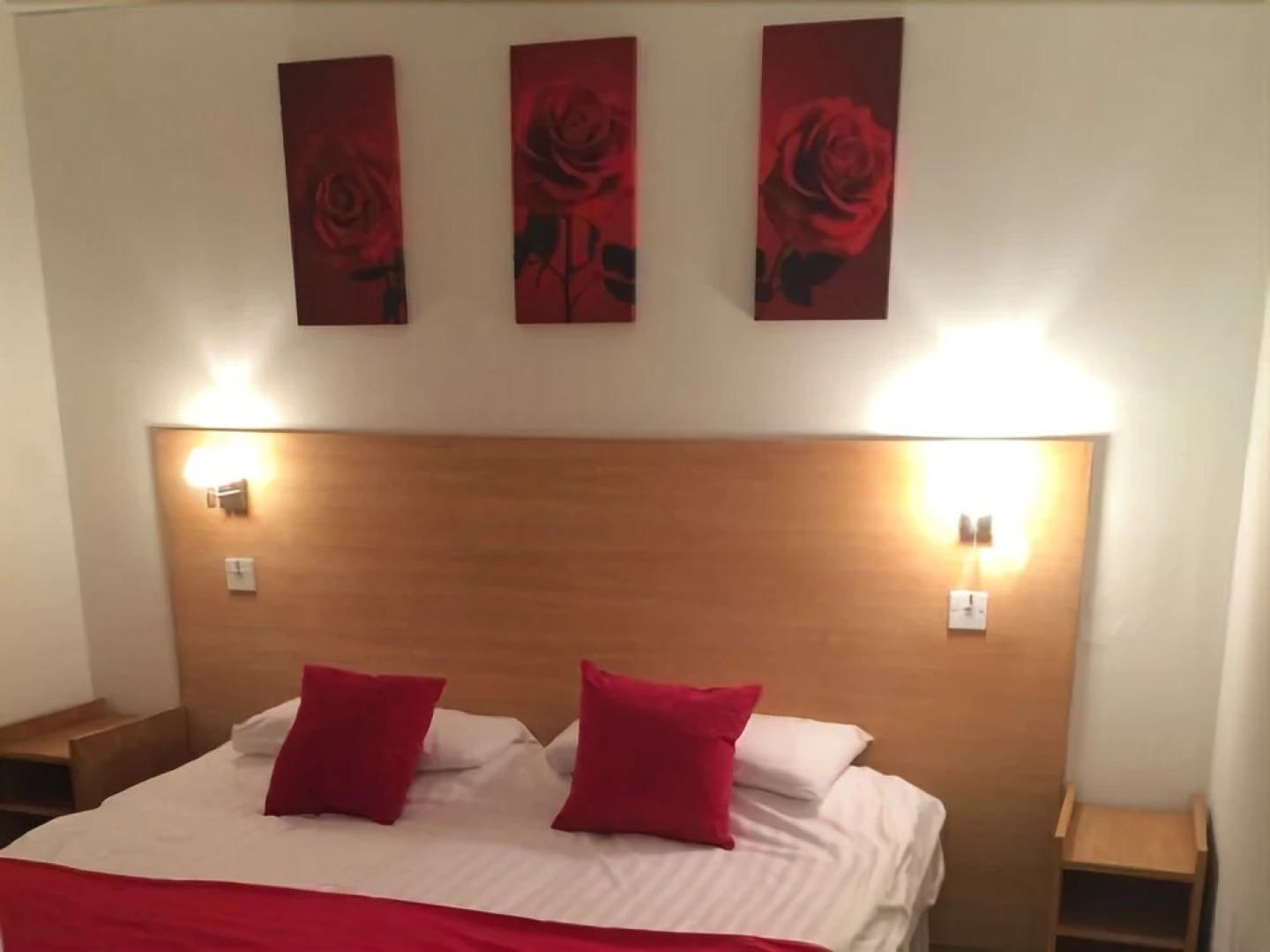 The New Dundee Carlton Hotel