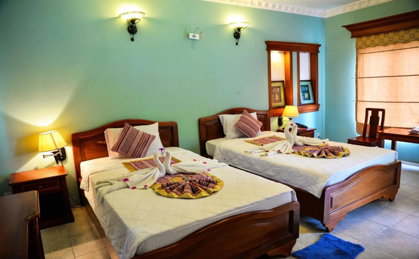 Tran Chau Beach & Resort