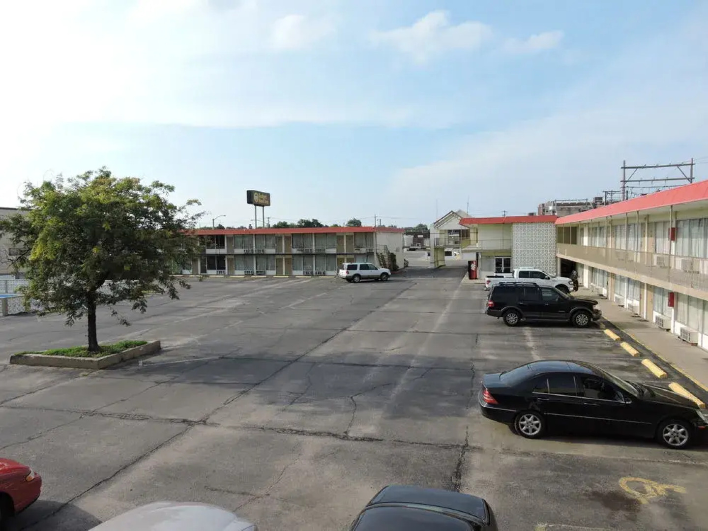 Budget Host Hutchinson