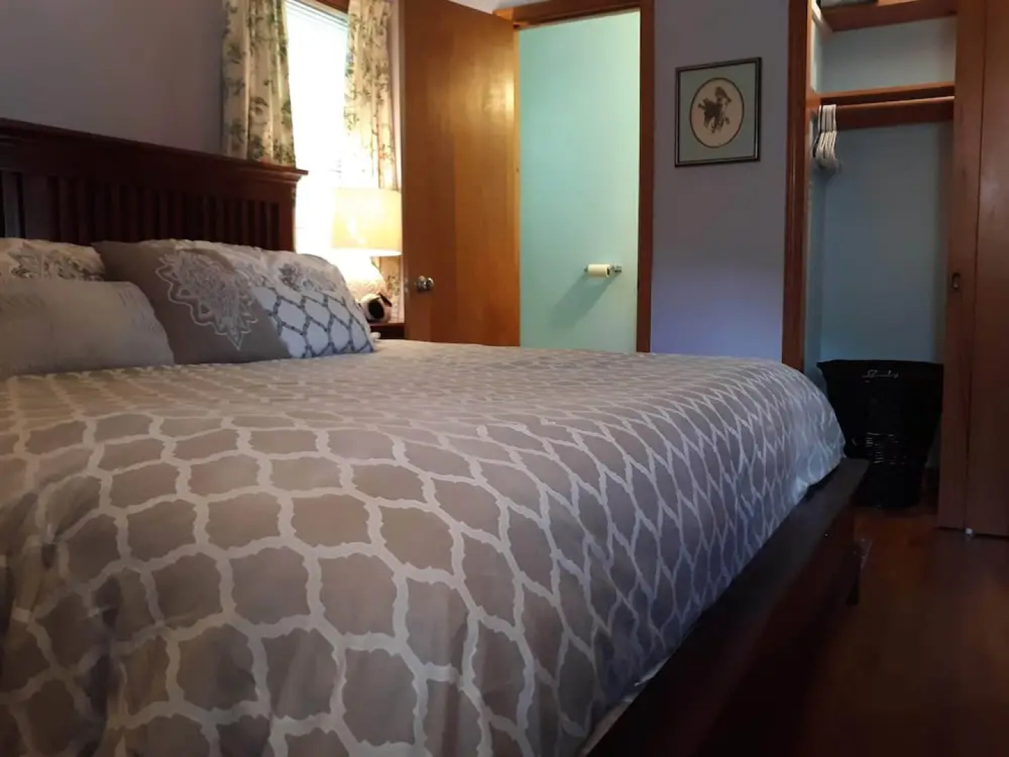 A house full of steel balls and games