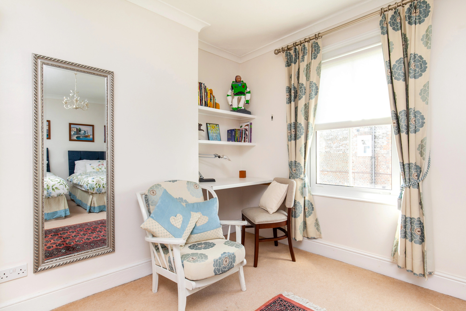 All the city has to offer just a stone's throw away