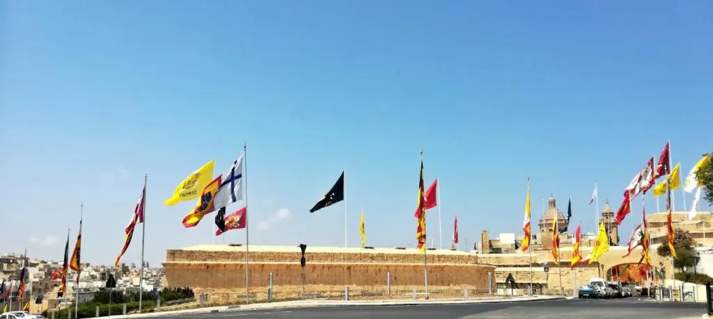 Kharmen A 1565s House with Seaviews