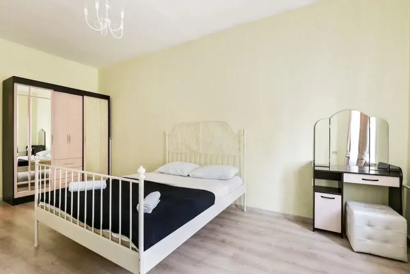 MaxRealty24 Земляной Вал