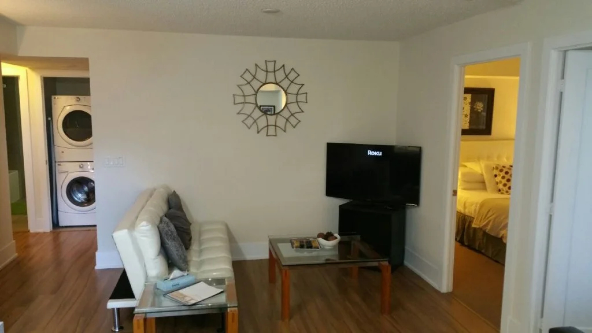 Pelicanstay in Downtown Toronto