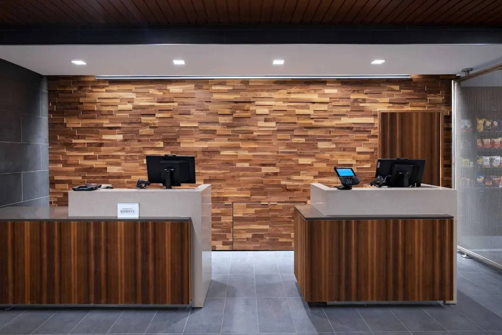 Courtyard by Marriott Dallas Grand Prairie