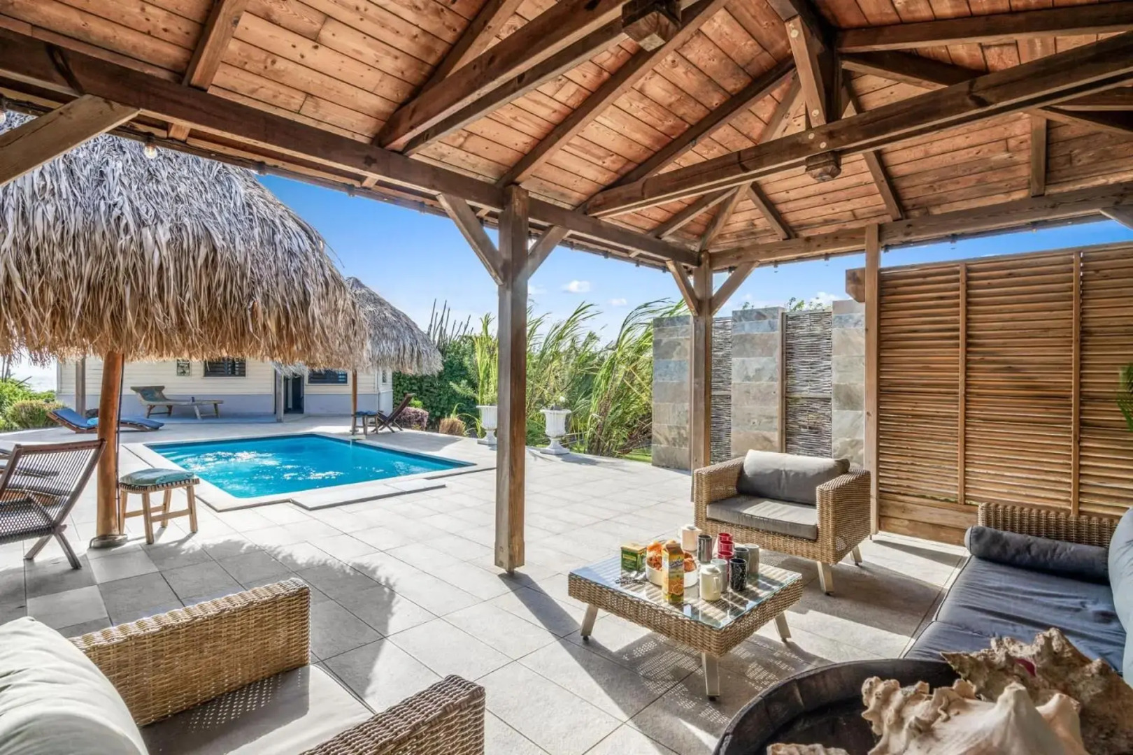 Villa Latitude 14.54 : 4 ch, piscine, vue mer, spot de kitesurf