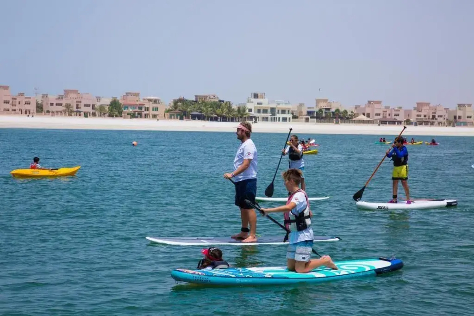 Al Hamra Village Holiday Apartments