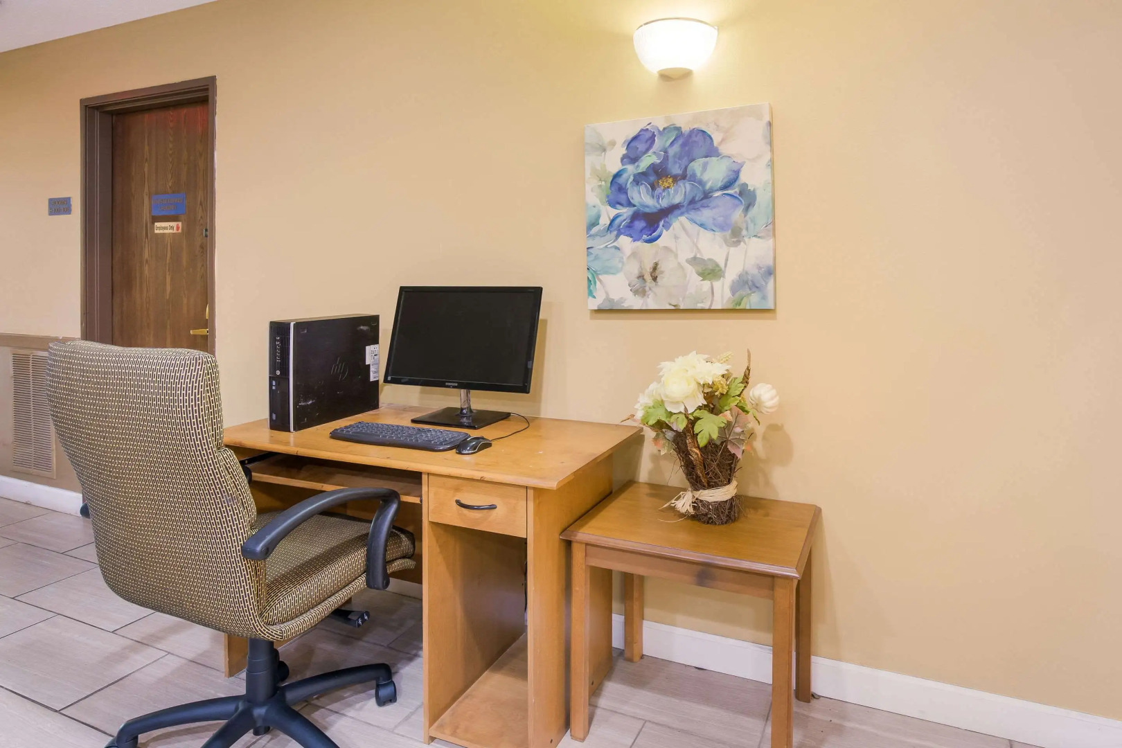 Econo Lodge Lake Mills