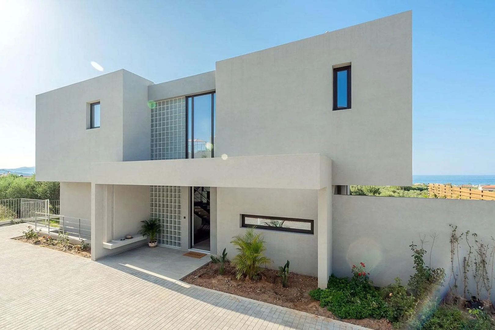 Sea View 4 Bedroom Villa With a Heated Pool