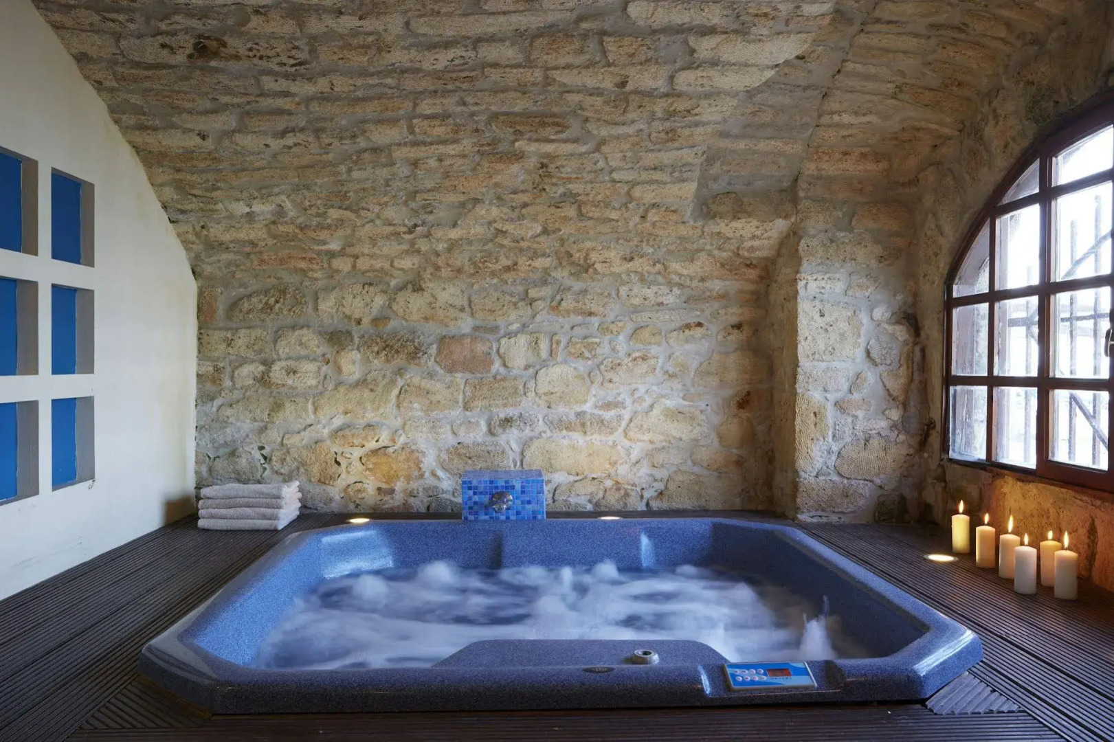 Ammon Zeus Luxury Beach Hotel