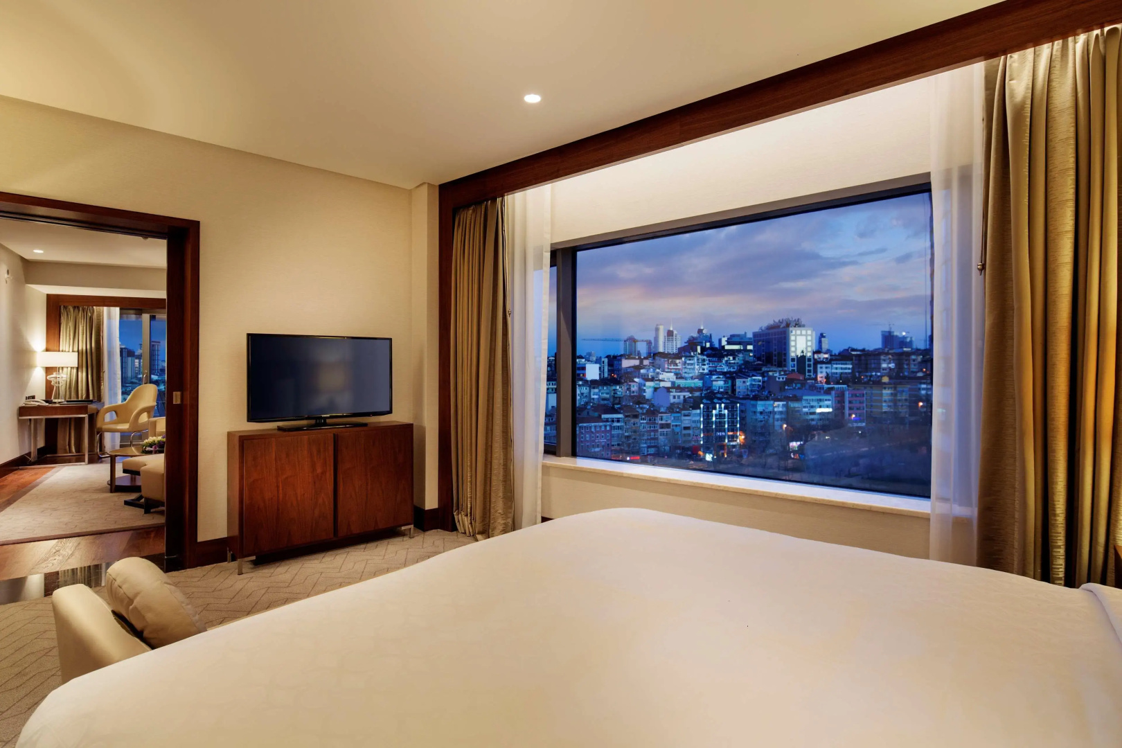 Conrad Istanbul Bosphorus
