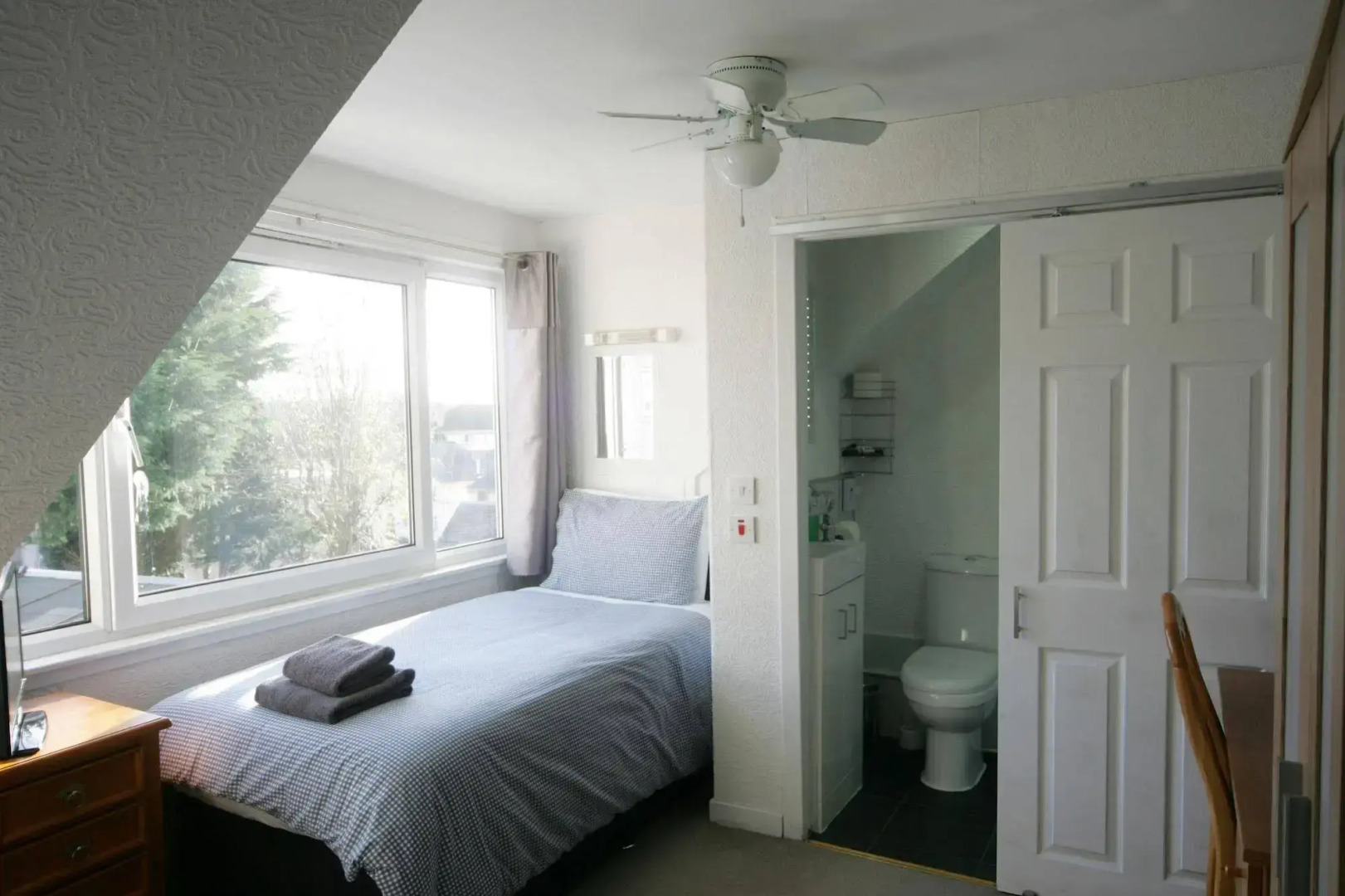 Dean Park Guest House