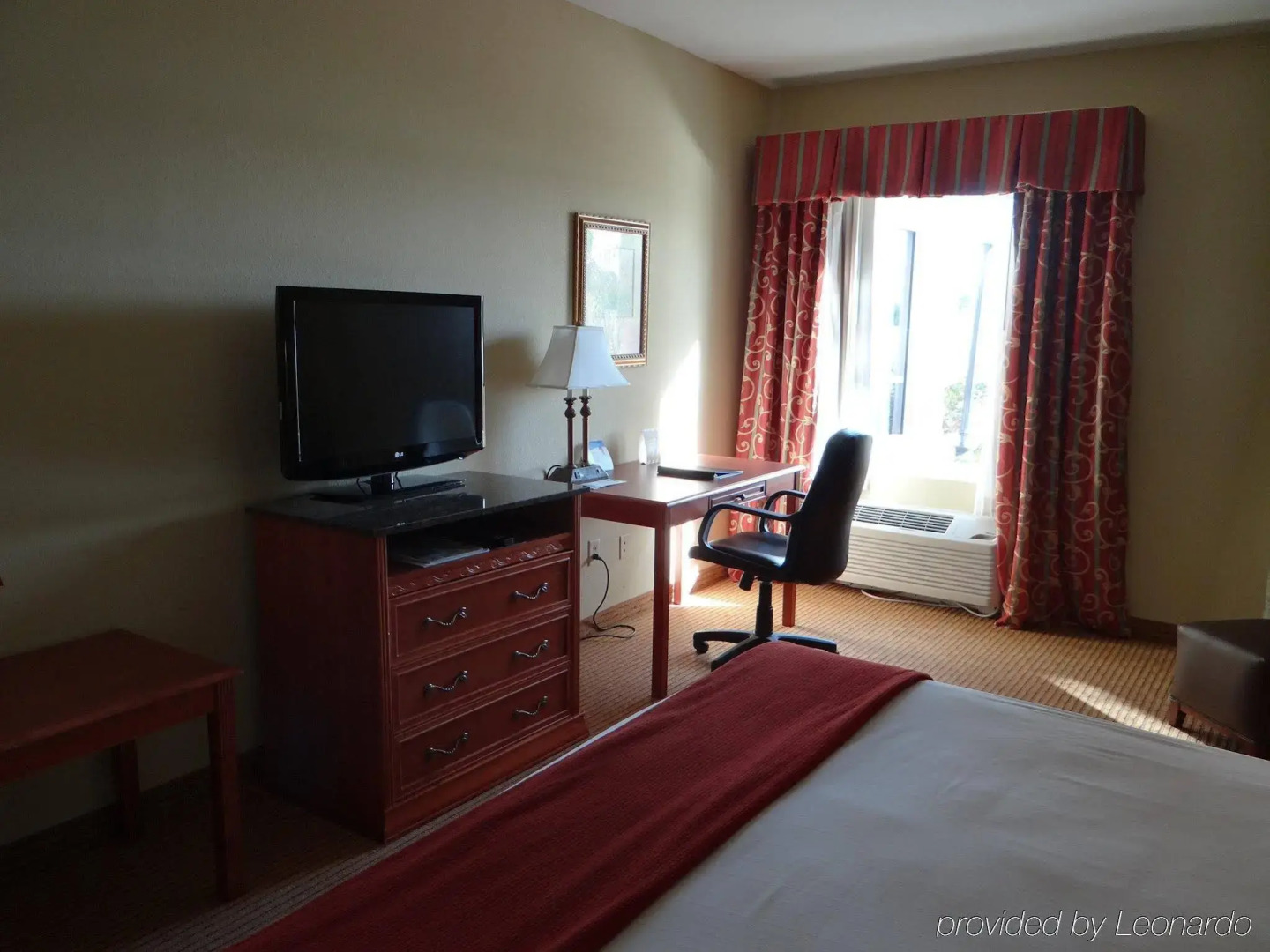 Holiday Inn Express & Suites Port Charlotte by IHG