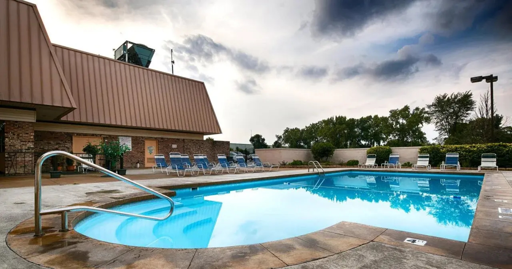 Magnuson Grand Columbus North