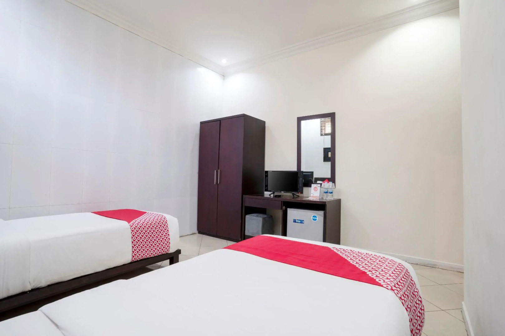 OYO 482 Anika Guest House