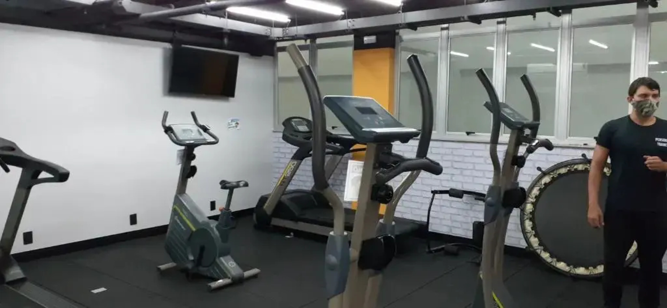 Quarto e Banheiro Exclusivos Barra da Tijuca em Apartamento Compartilhado