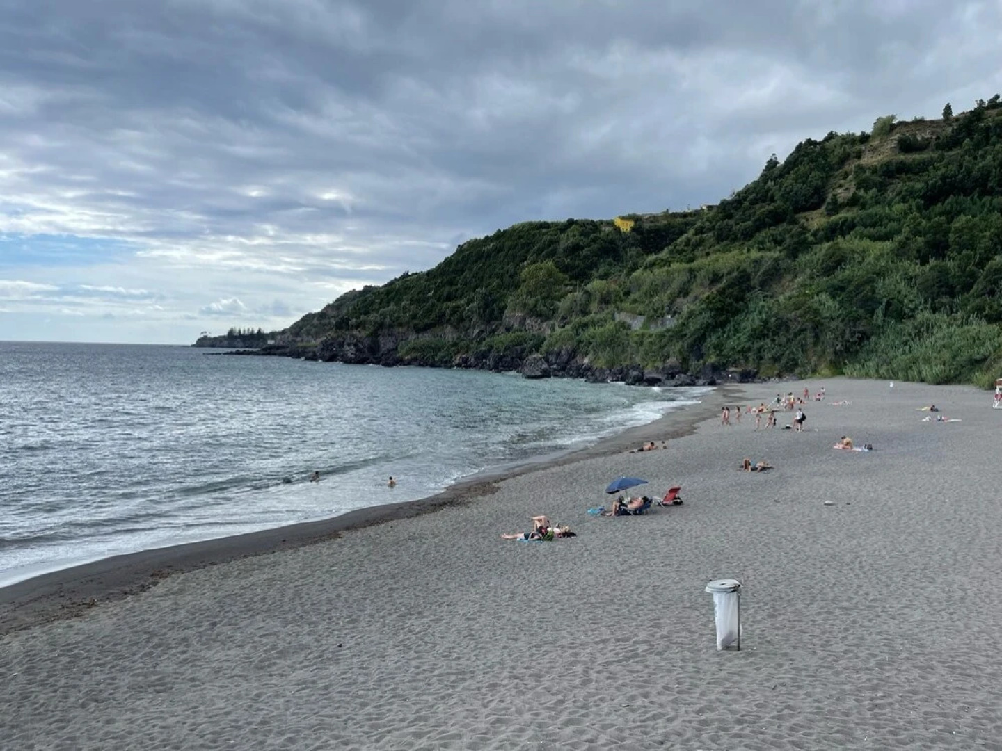 Holiday Home 2 Minutes From the Beach and Close to Major Tourist Attractions!