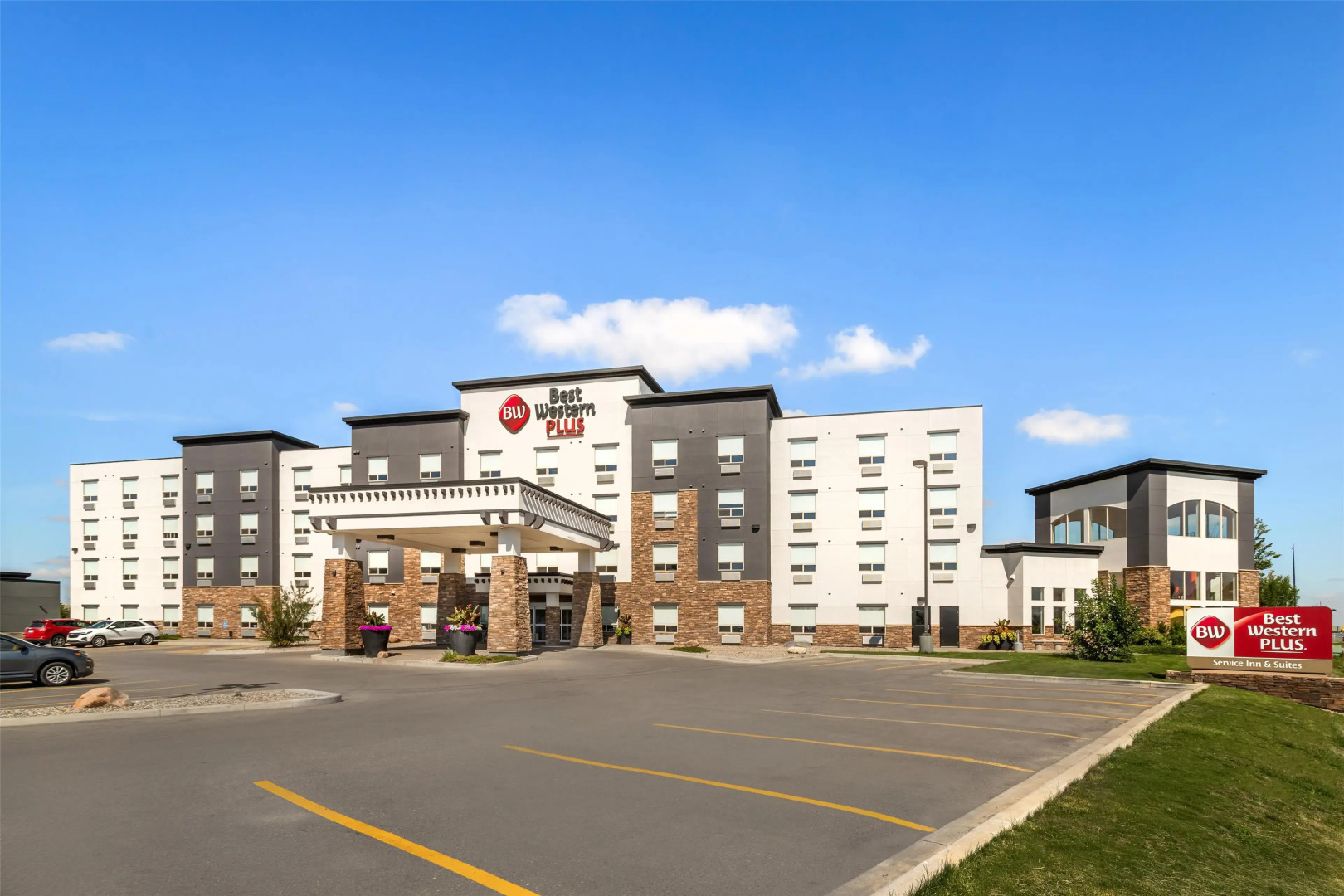 Best Western Plus Service Inn & Suites