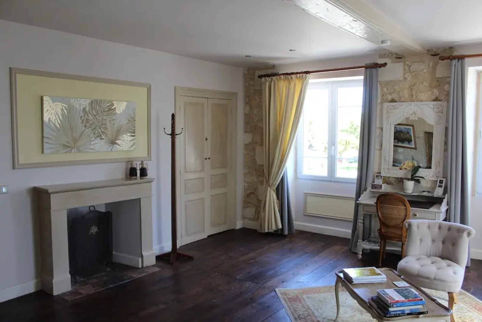 Le Patio Chambres et Table dHotes