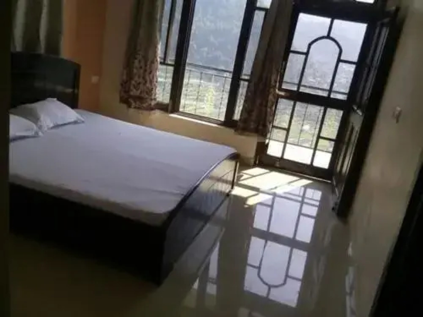 Hotel Dalhousie Hills Dalhousie