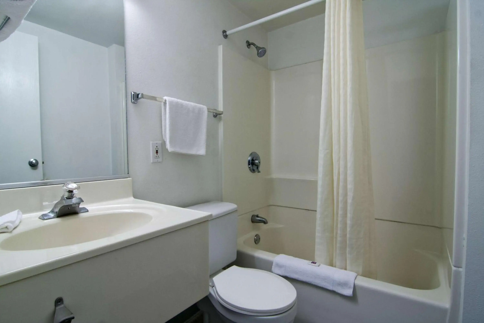 Motel 6 Lakeville, MN - South - Lakeville