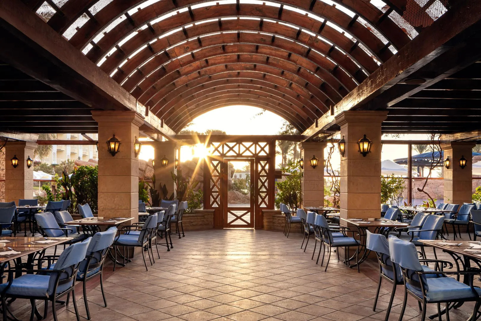 Palm Royale Resort - Soma Bay