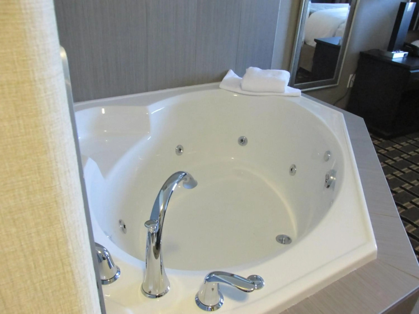 Sigma Inn & Suites Melville