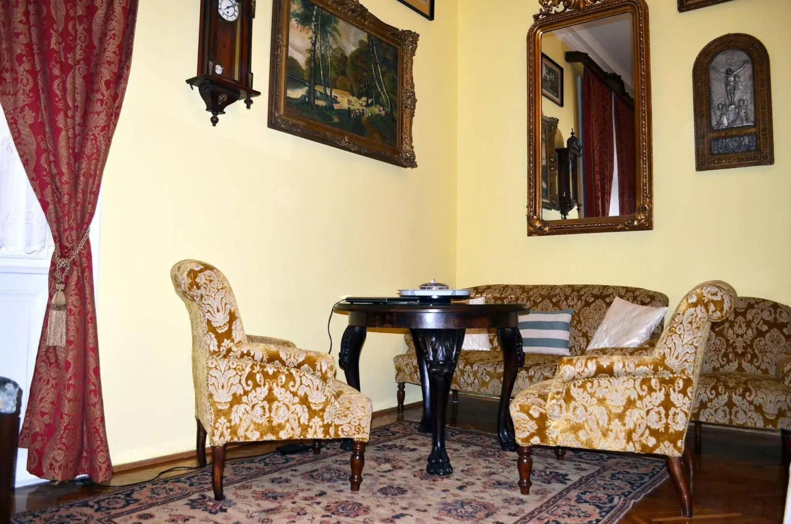 Central Boulevard Apartment